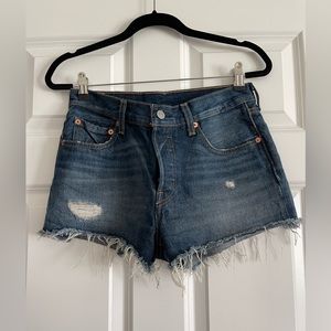 Levi’s 501 Mid-Rise Jean Shorts
